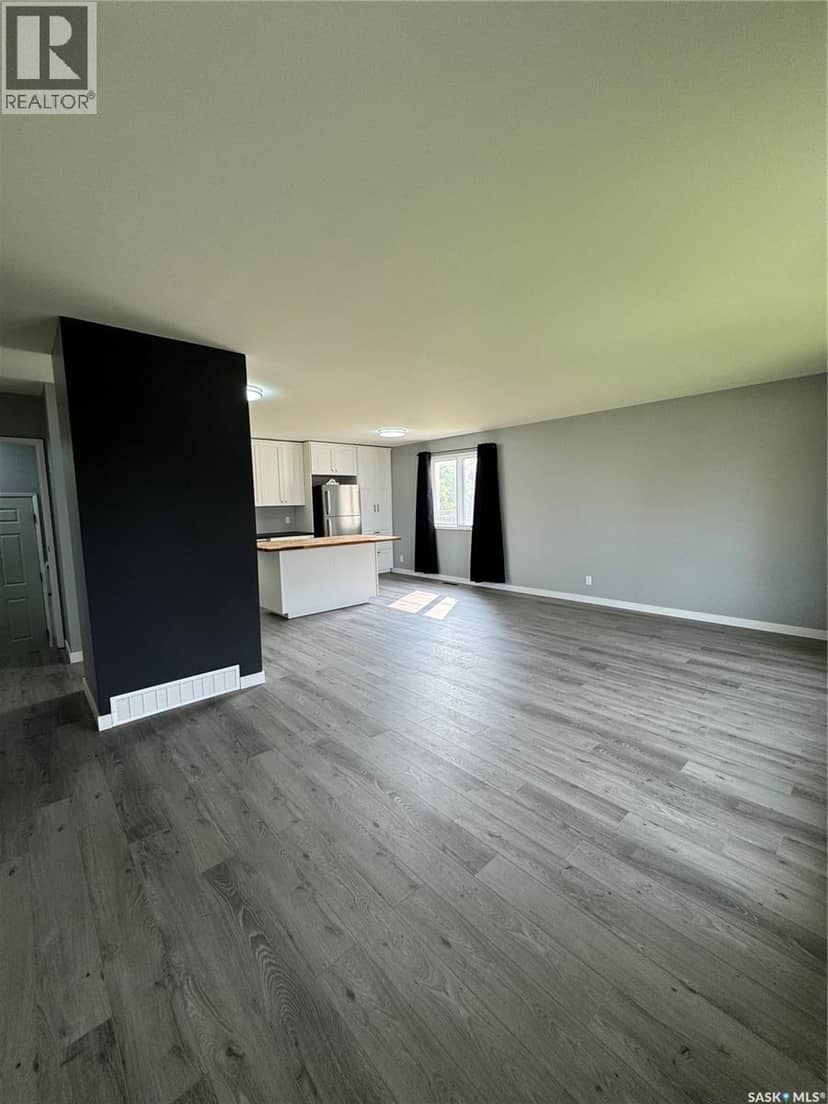 114 Hamjea STREET — photo 10 of 40