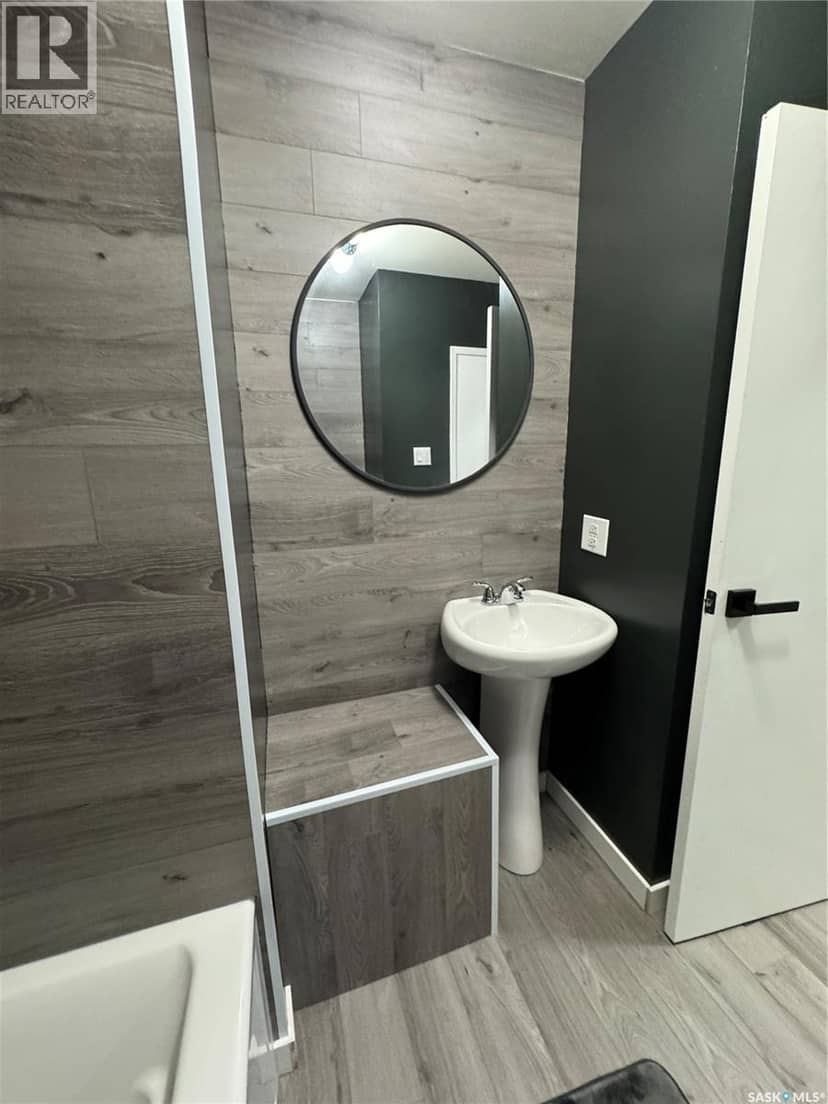 114 Hamjea STREET — photo 15 of 40