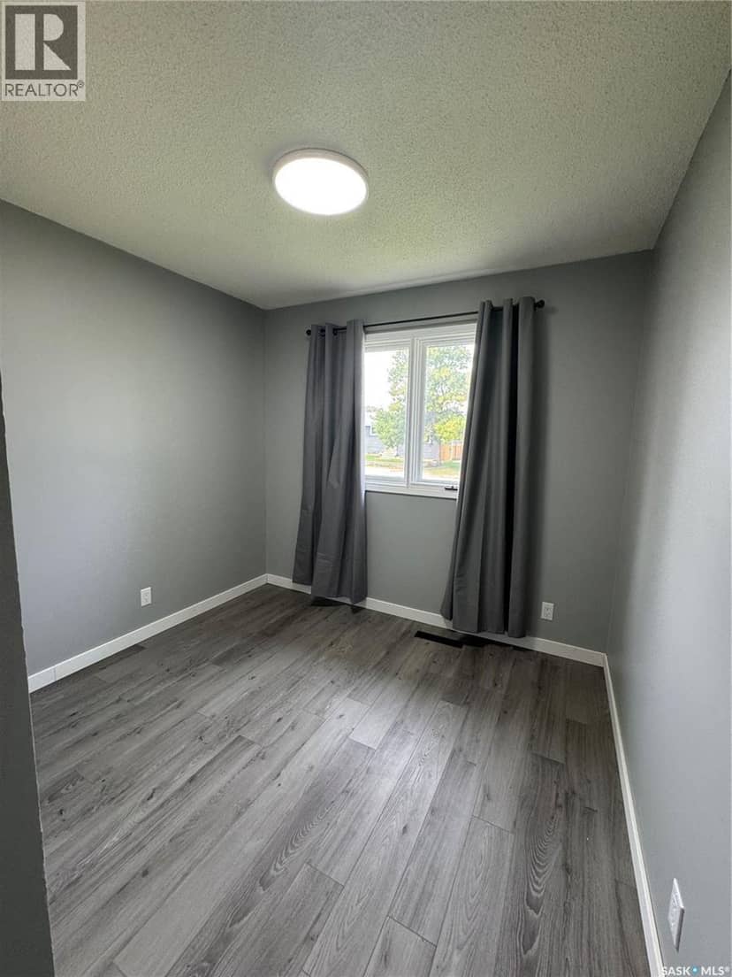 114 Hamjea STREET — photo 23 of 40