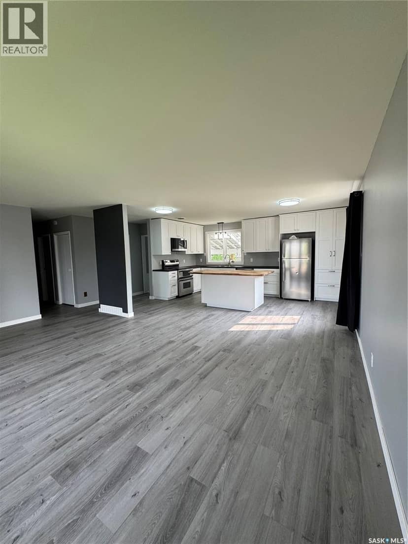 114 Hamjea STREET — photo 9 of 40
