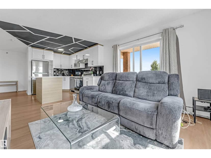 #416 2305 35A AV NW — photo 30 of 38