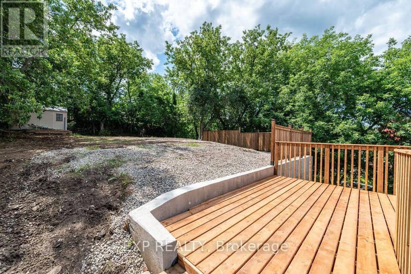 12595 Lanark Road — photo 10 of 40