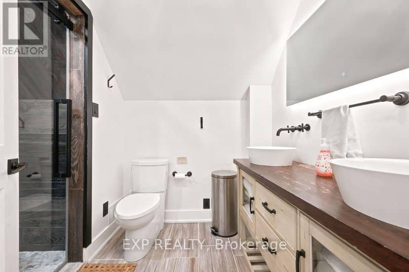 12595 Lanark Road — photo 37 of 40