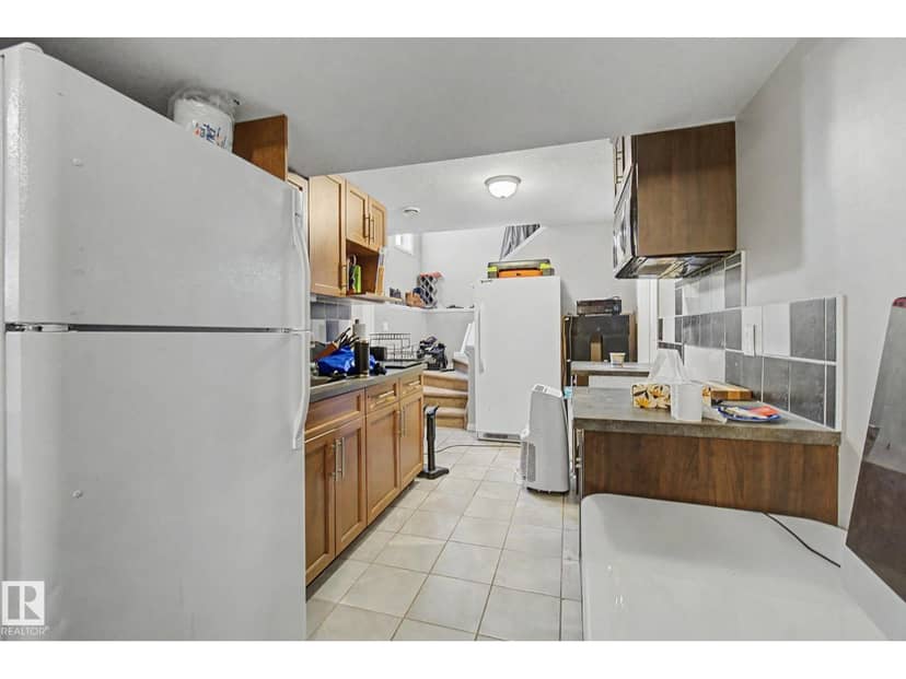 9935 155 ST NW — photo 34 of 40
