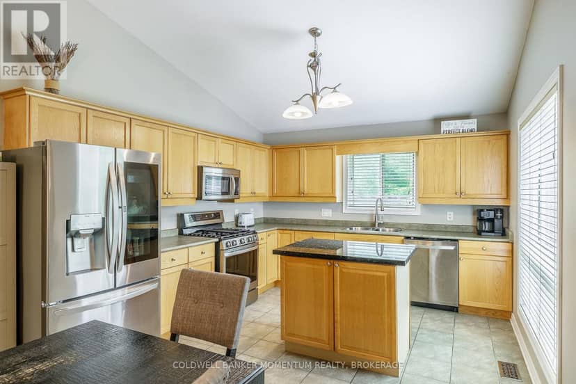 18 Loretta Drive — photo 14 of 40
