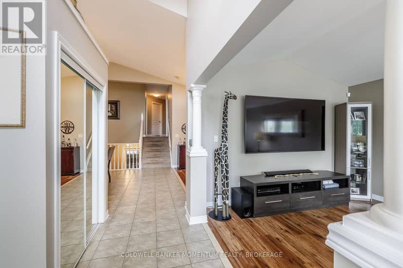 18 Loretta Drive — photo 7 of 40