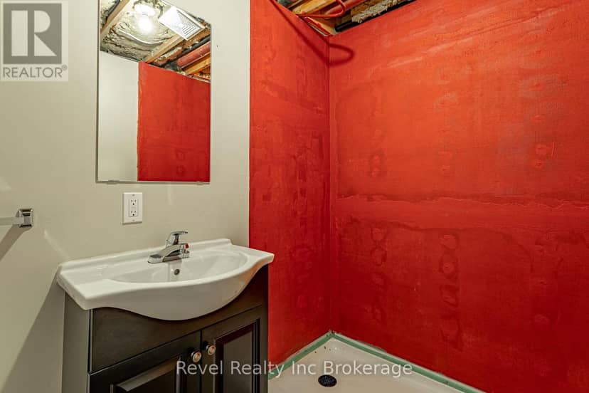 420 Sales Drive — photo 24 of 33