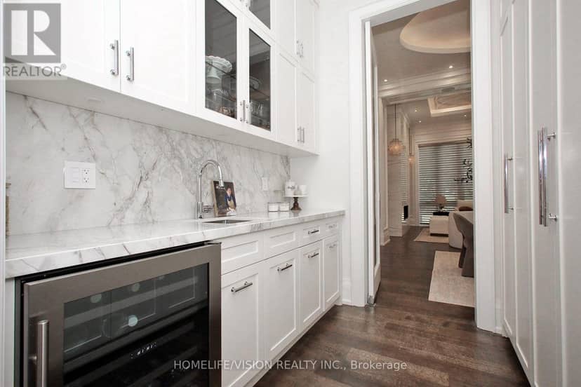 35 Longwood Drive S — photo 20 of 40