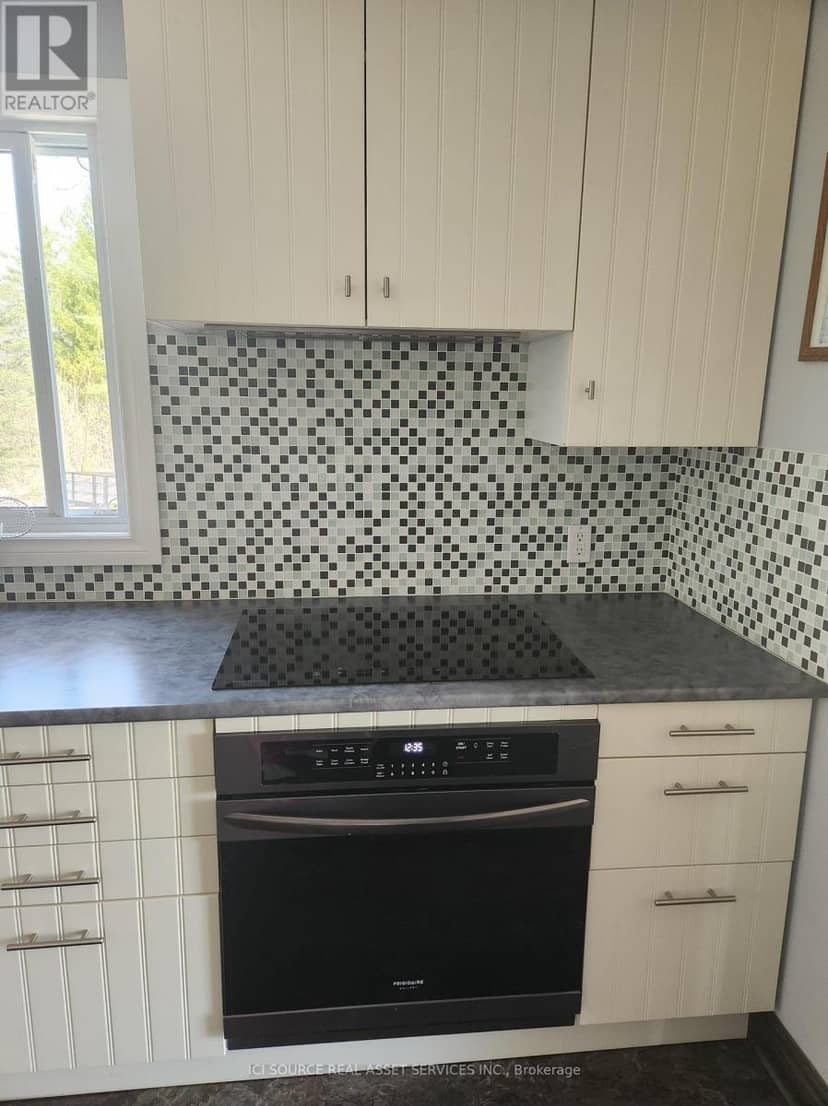 136 Hollowview Road — photo 15 of 40