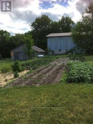 136 Hollowview Road — photo 9 of 40
