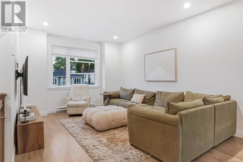 72 Bennett Avenue — photo 6 of 40