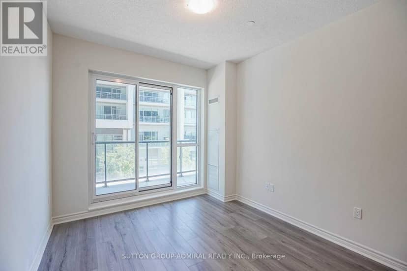 TH 104 - 39 Annie Craig Drive — photo 20 of 31