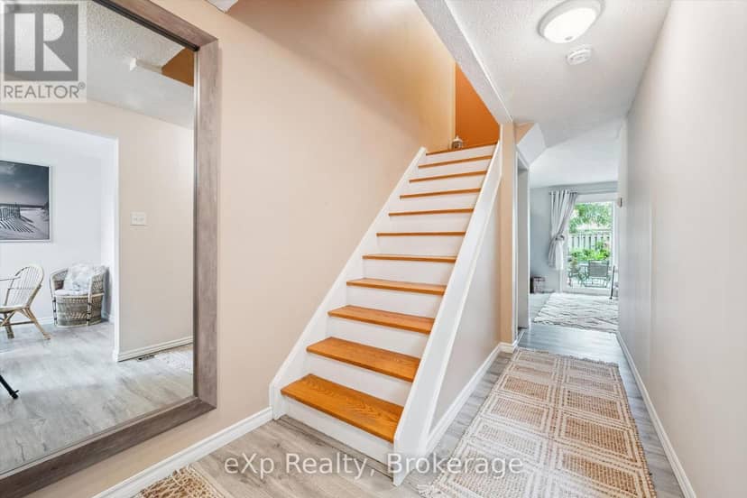 16 - 383 Edinburgh Road S — photo 16 of 29