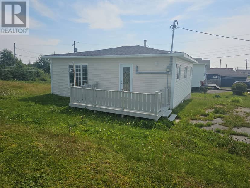81 Main Street — photo 1 of 23