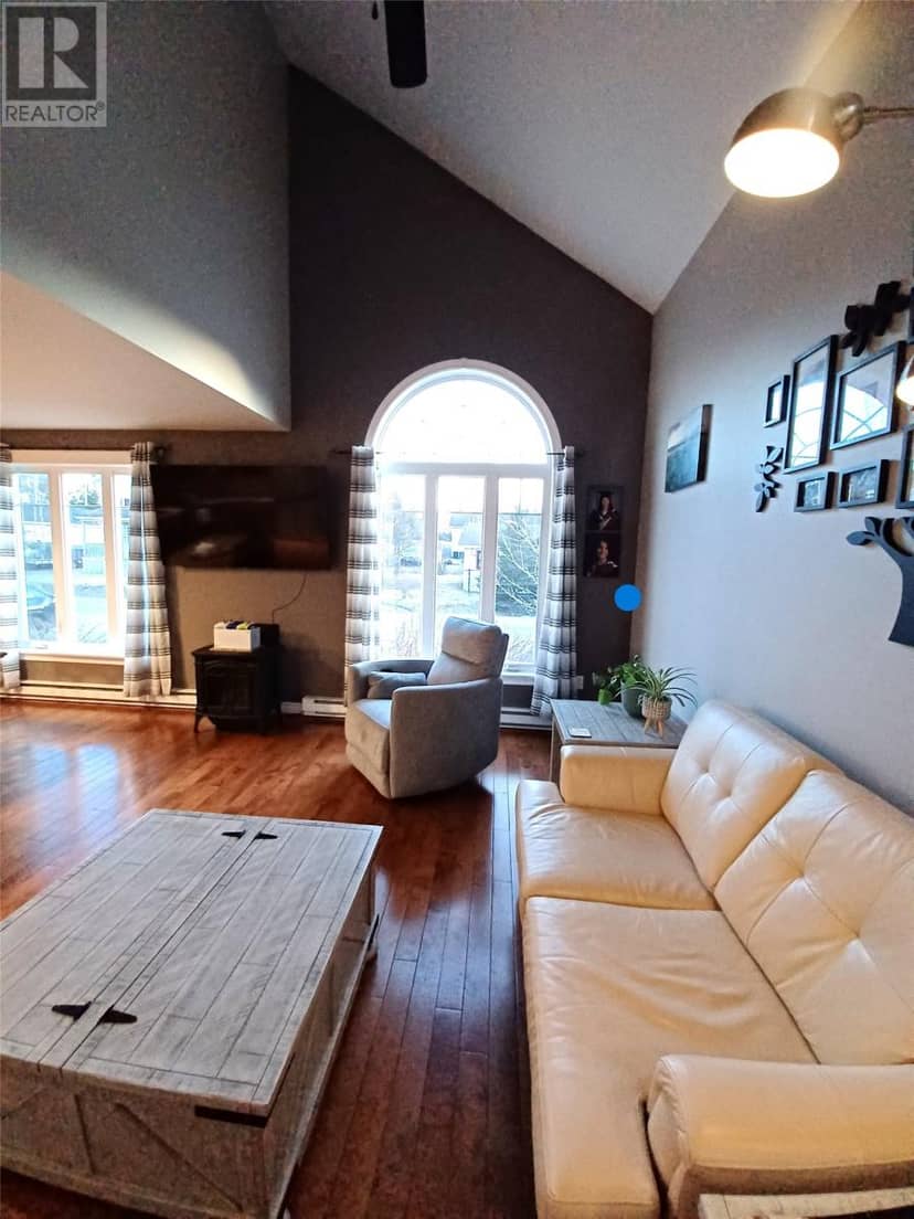 3 STEADYVIEW Drive — photo 27 of 31