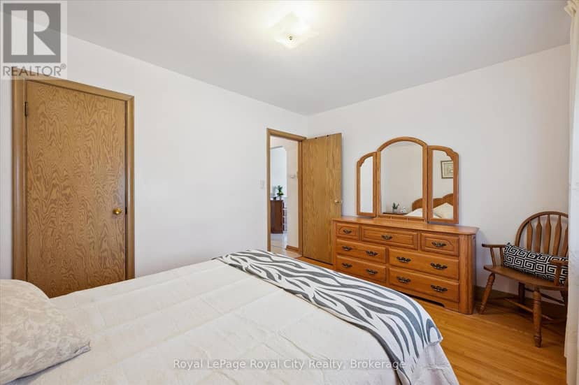 133 Emma Street — photo 11 of 33