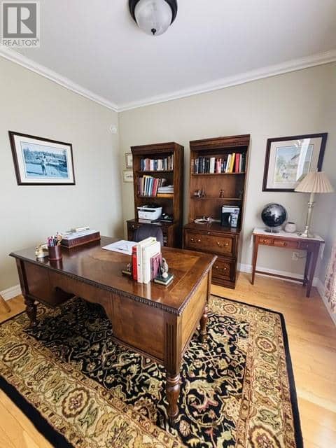9 Seaview Crescent — photo 18 of 40