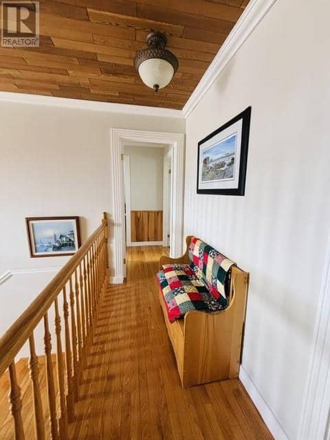 9 Seaview Crescent — photo 29 of 40
