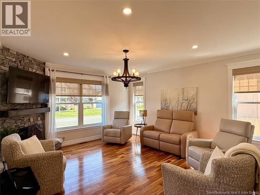 28 Brook Terrace — photo 3 of 26