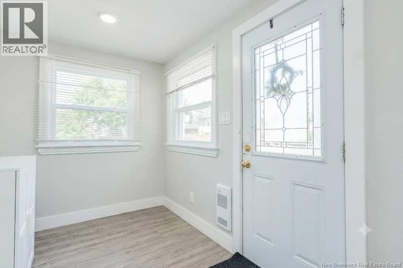 6 Lynch Street — photo 3 of 40