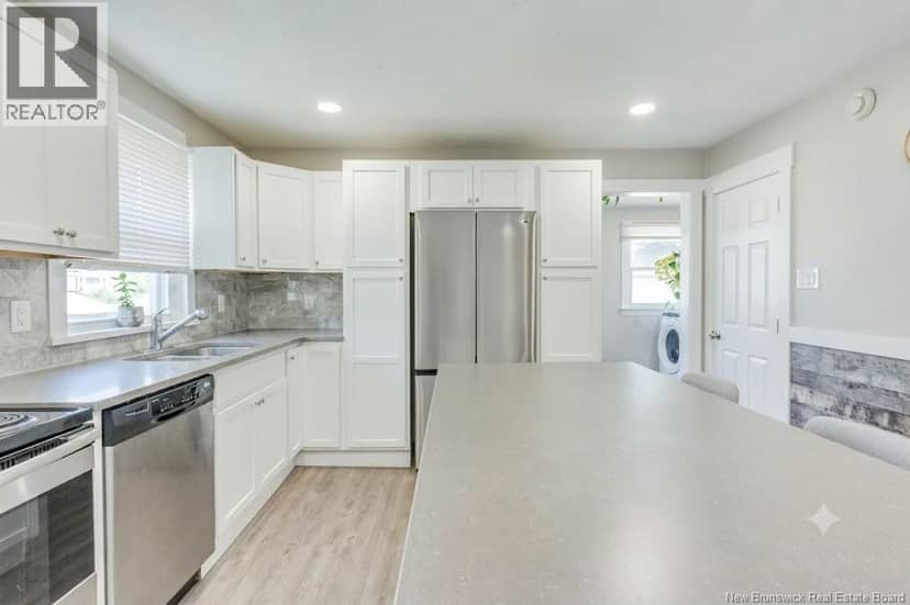 6 Lynch Street — photo 8 of 40