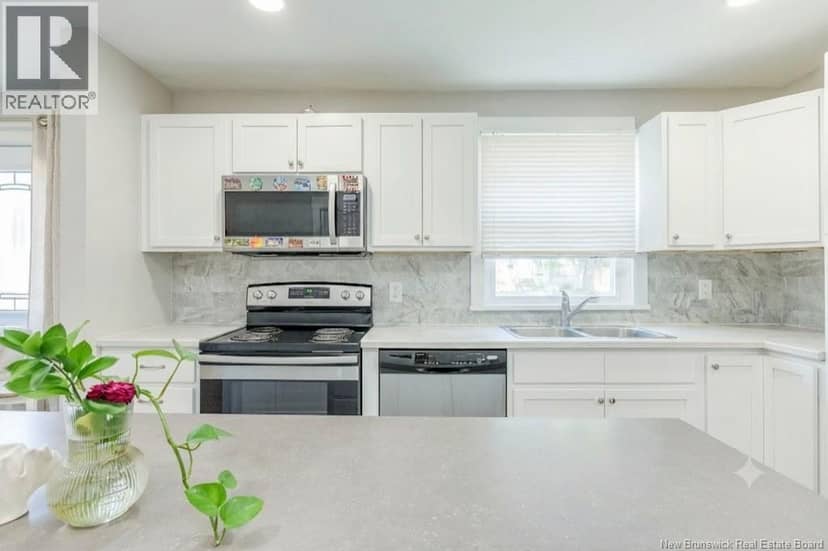 6 Lynch Street — photo 7 of 40