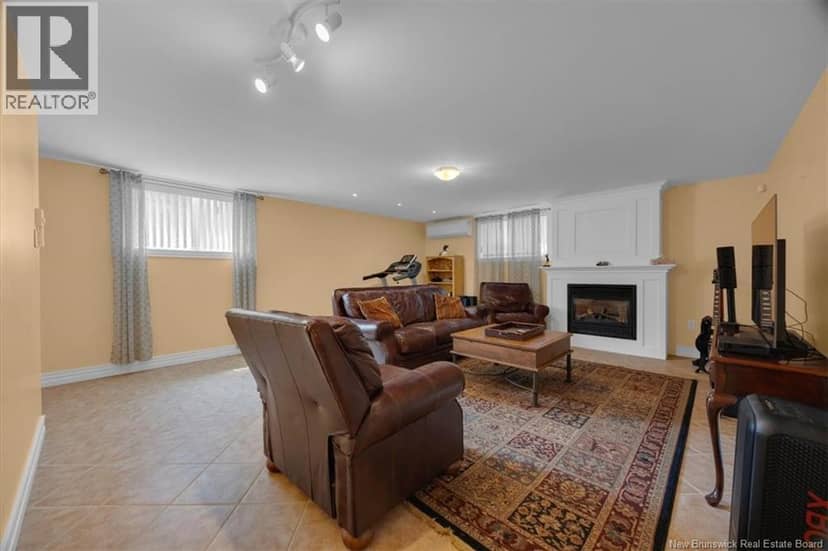 8 Devonayer Court — photo 21 of 34