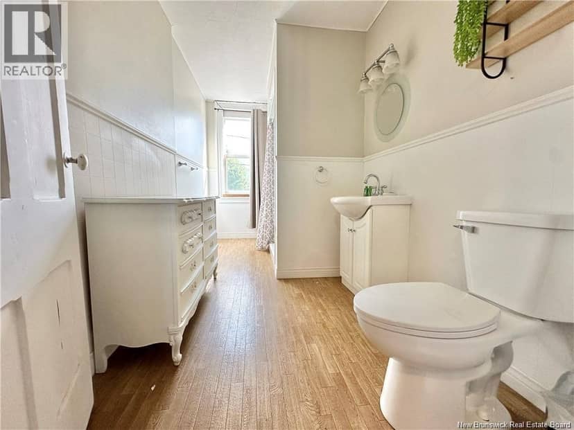 16 Fort Street — photo 22 of 27