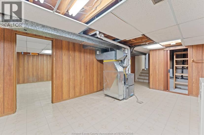 5860 Ninth STREET — photo 29 of 40