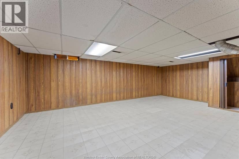 5860 Ninth STREET — photo 30 of 40
