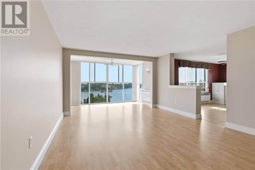 2000 Regent Unit# 501 — photo 4 of 37