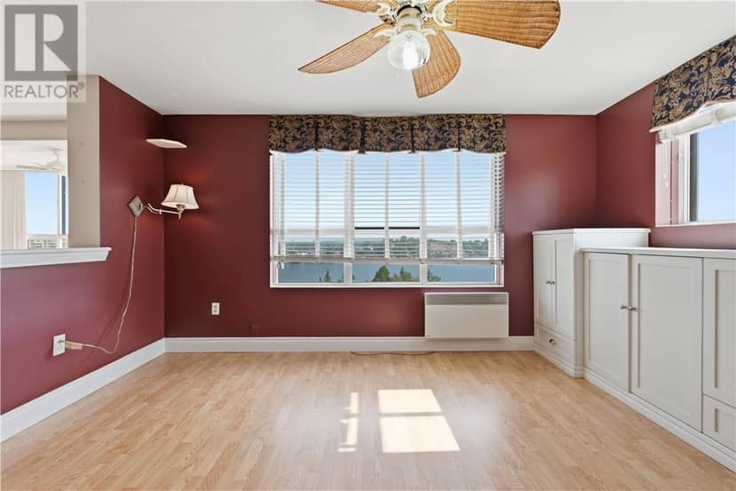 2000 Regent Unit# 501 — photo 9 of 37