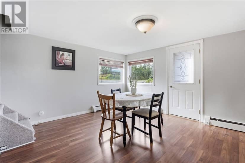181 Douglas Street — photo 7 of 22