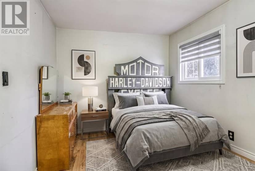 19 Center Street — photo 14 of 18