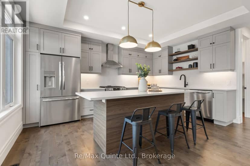 125 Villeneuve Drive — photo 16 of 40