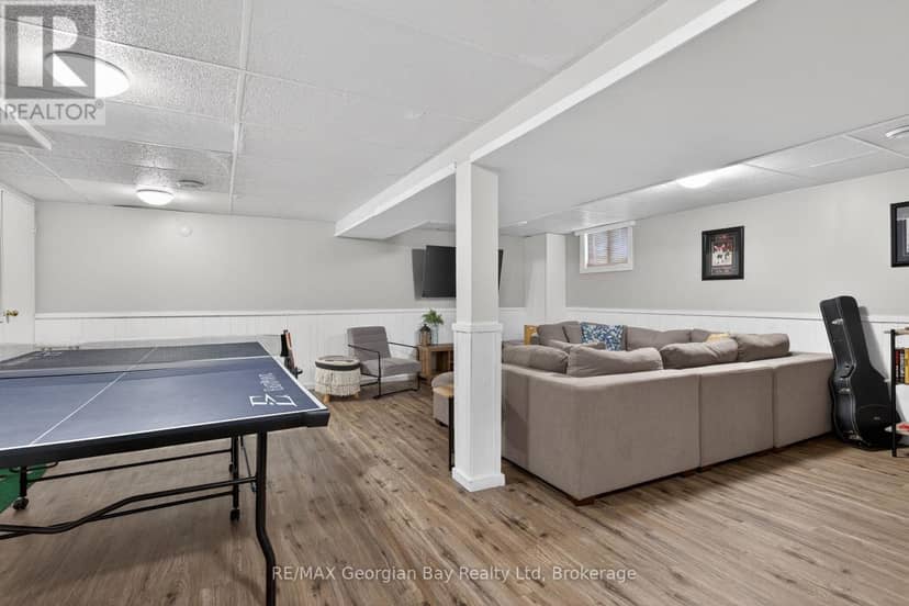 1060 Harbourview Drive — photo 19 of 35