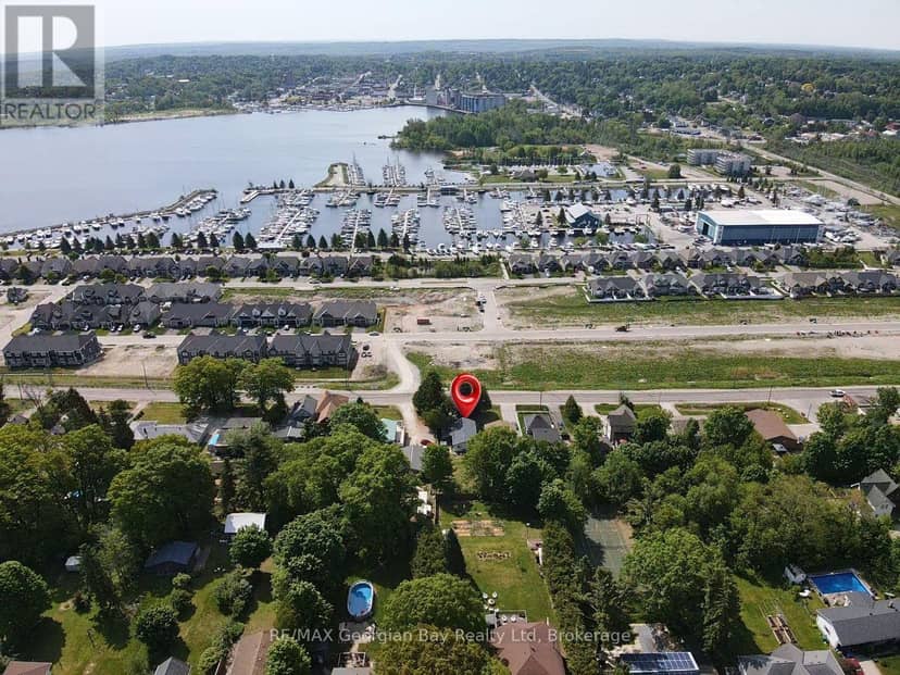 1060 Harbourview Drive — photo 33 of 35