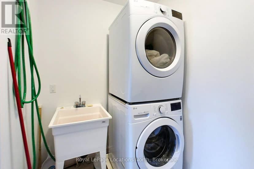108 Georgian Beach Lane — photo 30 of 40