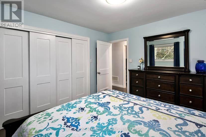 142 Arthur Street E — photo 15 of 34