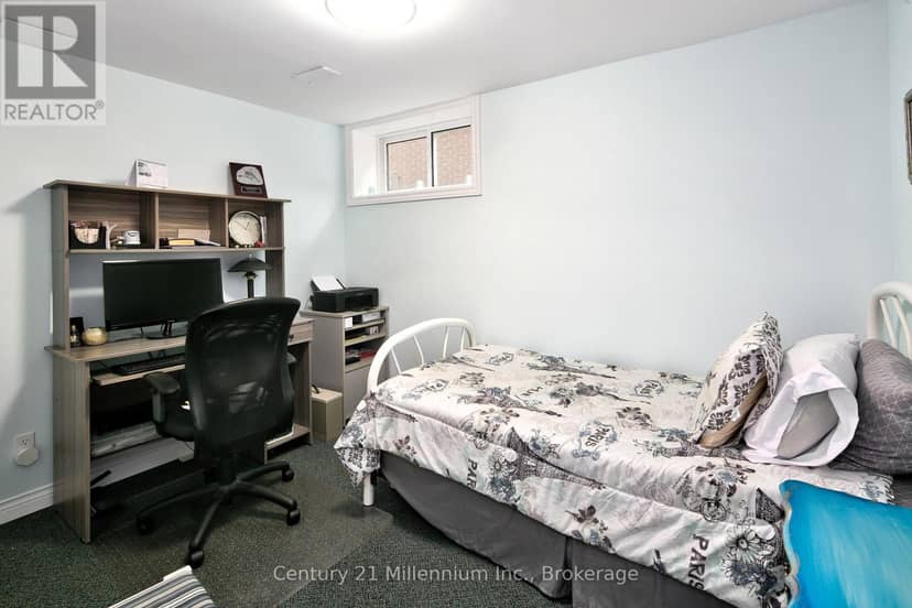 142 Arthur Street E — photo 24 of 34
