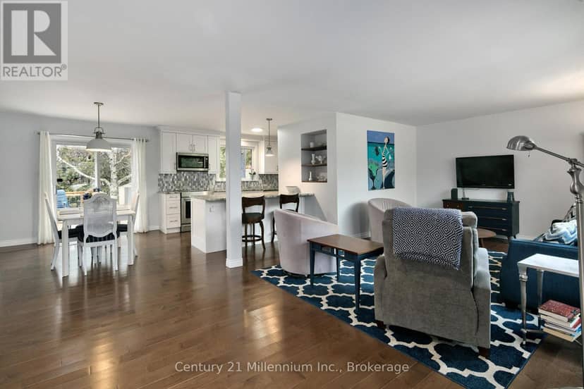 142 Arthur Street E — photo 3 of 34