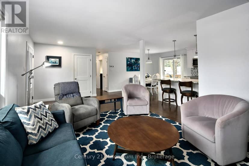 142 Arthur Street E — photo 6 of 34
