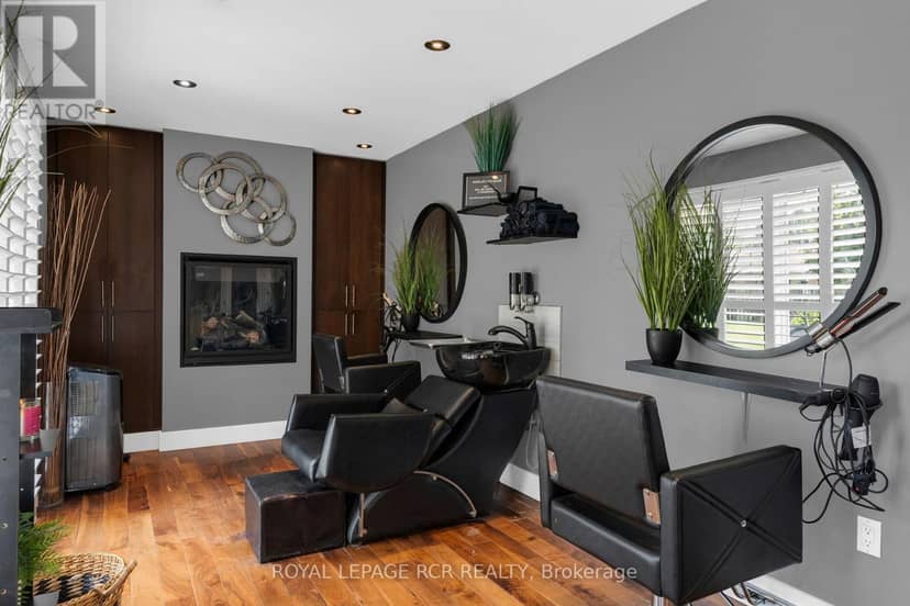 20 Douglas Drive — photo 17 of 40