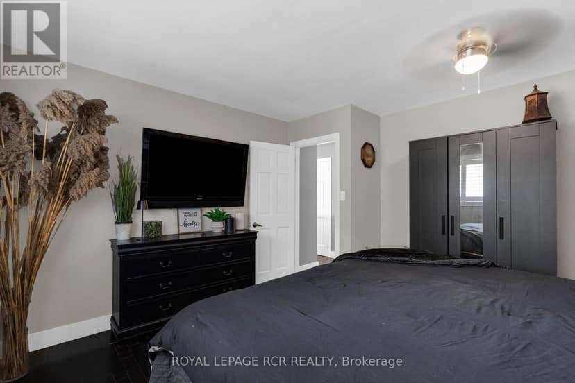 20 Douglas Drive — photo 23 of 40