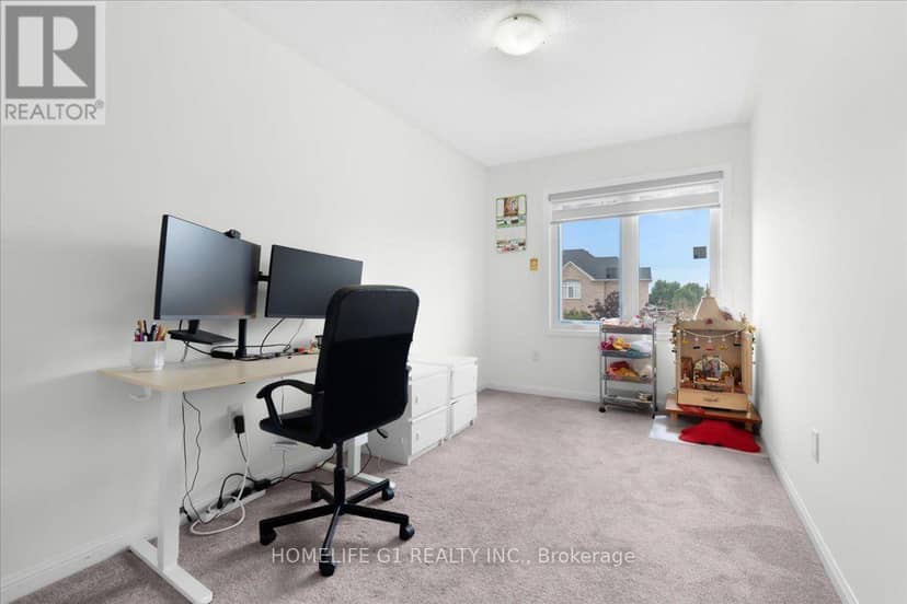 70 Tarquini Crescent — photo 27 of 35