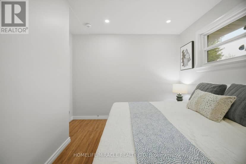 199 Allen Street E — photo 26 of 40