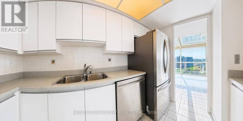 1103 - 20 Harding Boulevard W — photo 13 of 40