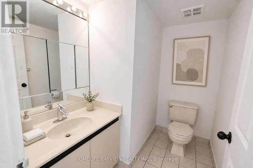 1103 - 20 Harding Boulevard W — photo 8 of 40
