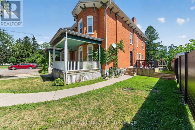 205 Charles Street, Belleville, photo 6