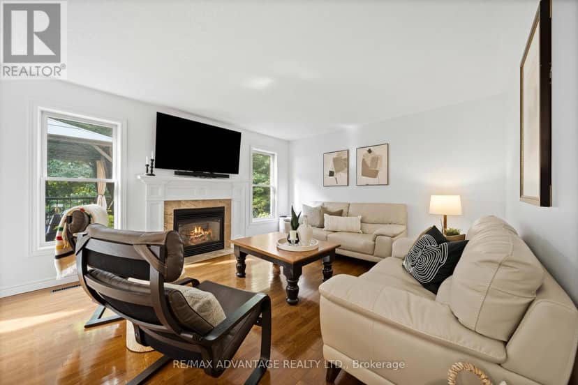 1519 Shore Road — photo 11 of 40